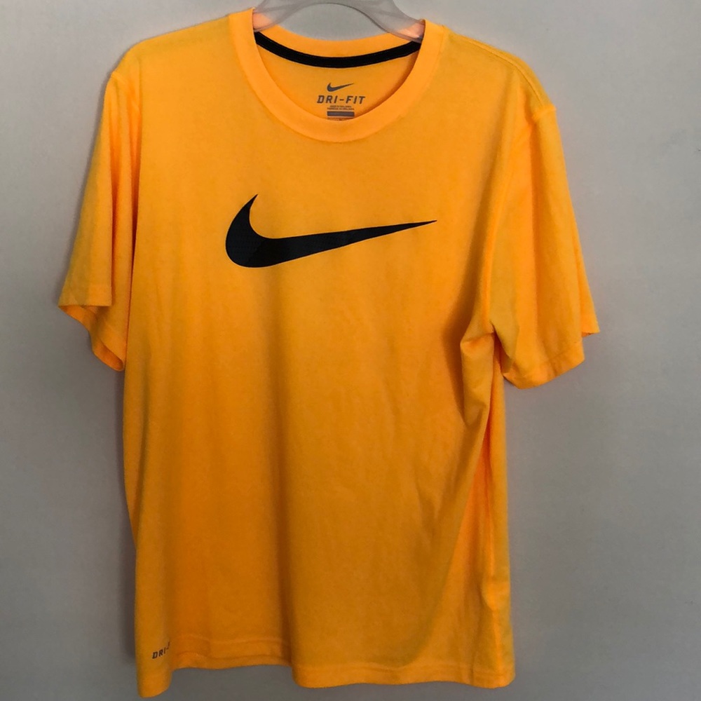 Nike dri-fit t-shirt